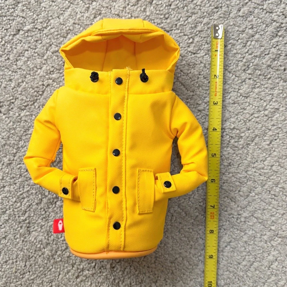 NEW PUFFIN Raincoat Drink Koozie Yellow Novelty Beer Can Bottle Holder Sleeve